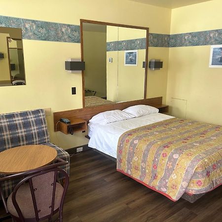 Motel R-100 Longueuil Zewnętrze zdjęcie