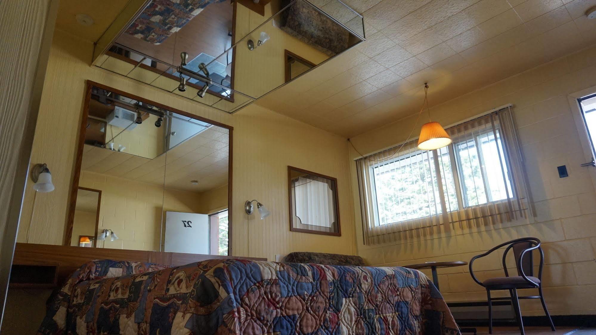Motel R-100 Longueuil Zewnętrze zdjęcie